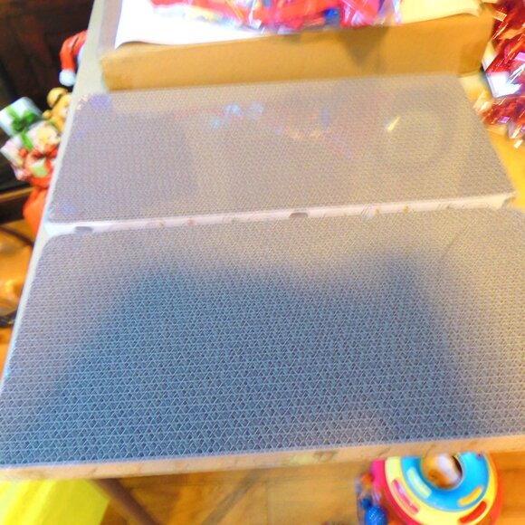 TWO NEW CAT SCRATCHING AREAS FOR FLOOR - Picture 2 of 3